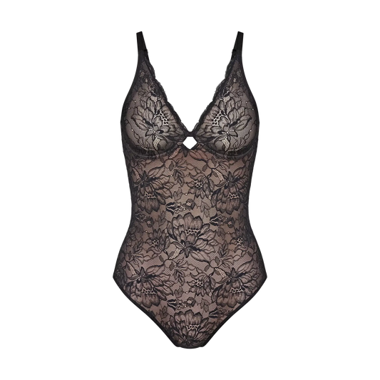 Shaping body